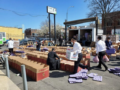 Feeding Families for Shabbos