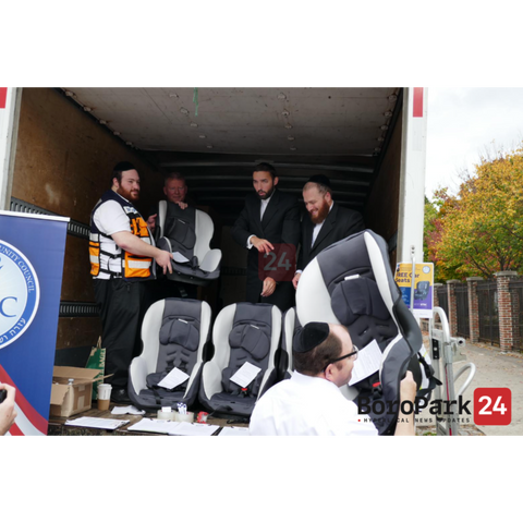 Assemblyman Simcha Eichenstein Partners with BPJCC to Distribute Free Car Seats - November 2022